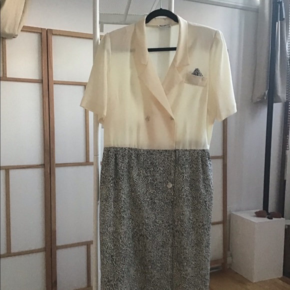 Vintage dress 1980 - Picture 1 of 3